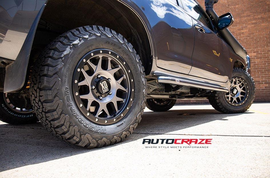TOYOTA LANDCRUSIER BULLY XD MATTE GREY BLACK RING